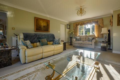 4 bedroom detached house for sale, Charlecote, Warwick