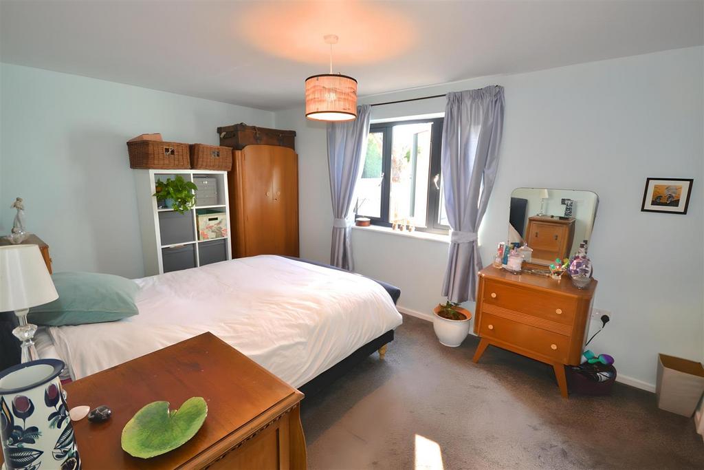 Crock Lane, Bridport 3 bed detached bungalow for sale £425,000