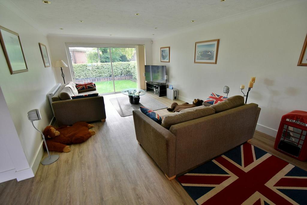 Beaufoys Avenue, Ferndown, BH22 4 bed detached house for sale £785,000