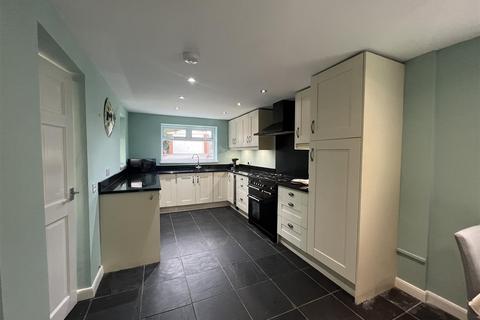3 bedroom property with land for sale - Maesybont, Llanelli