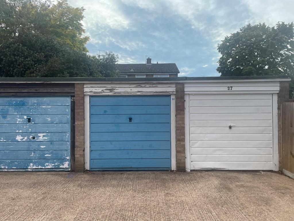 Cook Road, Stevenage 2 bed terraced house for sale £300,000