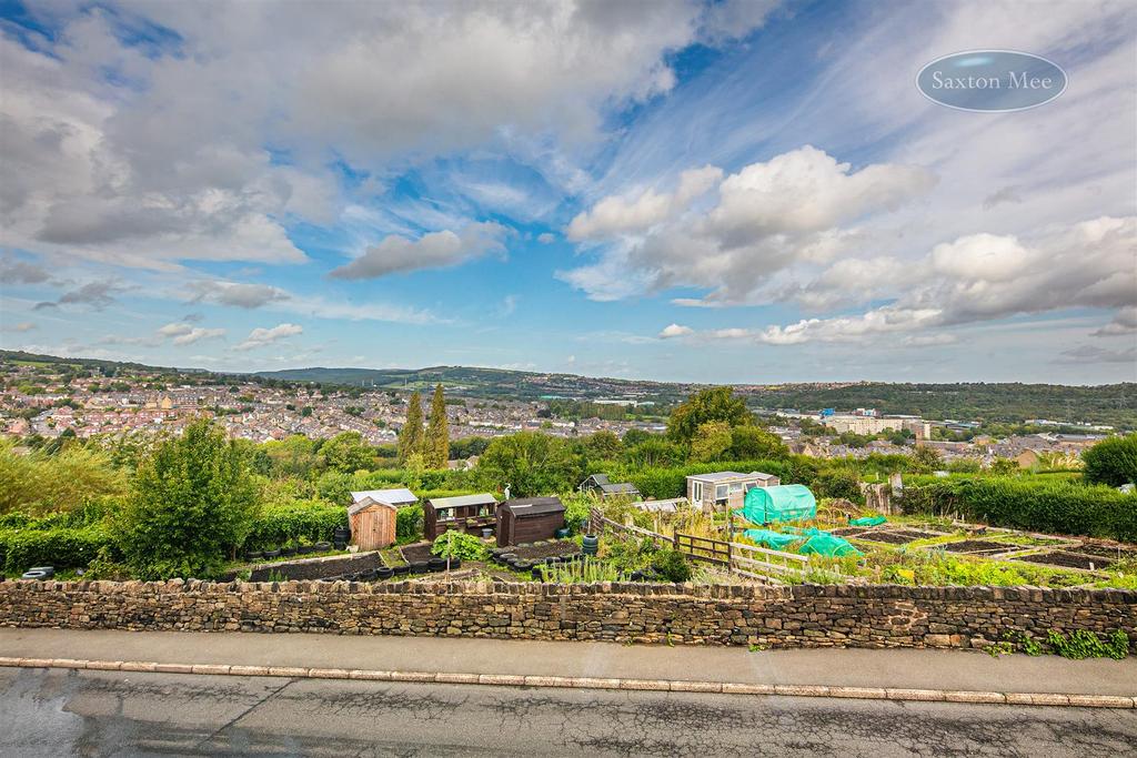 Walkley Bank Road, Walkley, S6 2 bed terraced house for sale £180,000