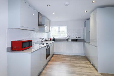 2 bedroom apartment for sale, Tipps Cross Lane, Hook End, Brentwood