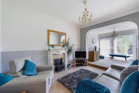 67 Stoneleigh Avenue, Worcester Park, KT4 8XY
