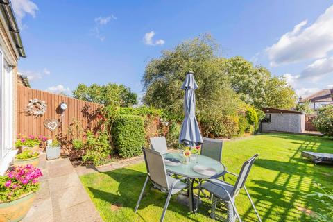 67 Stoneleigh Avenue, Worcester Park, KT4 8XY