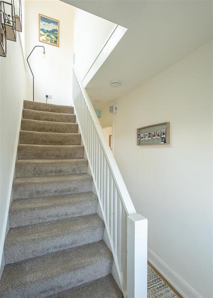 Park Avenue, Gosforth, Newcastle upon Tyne 2 bed semidetached house £230,000