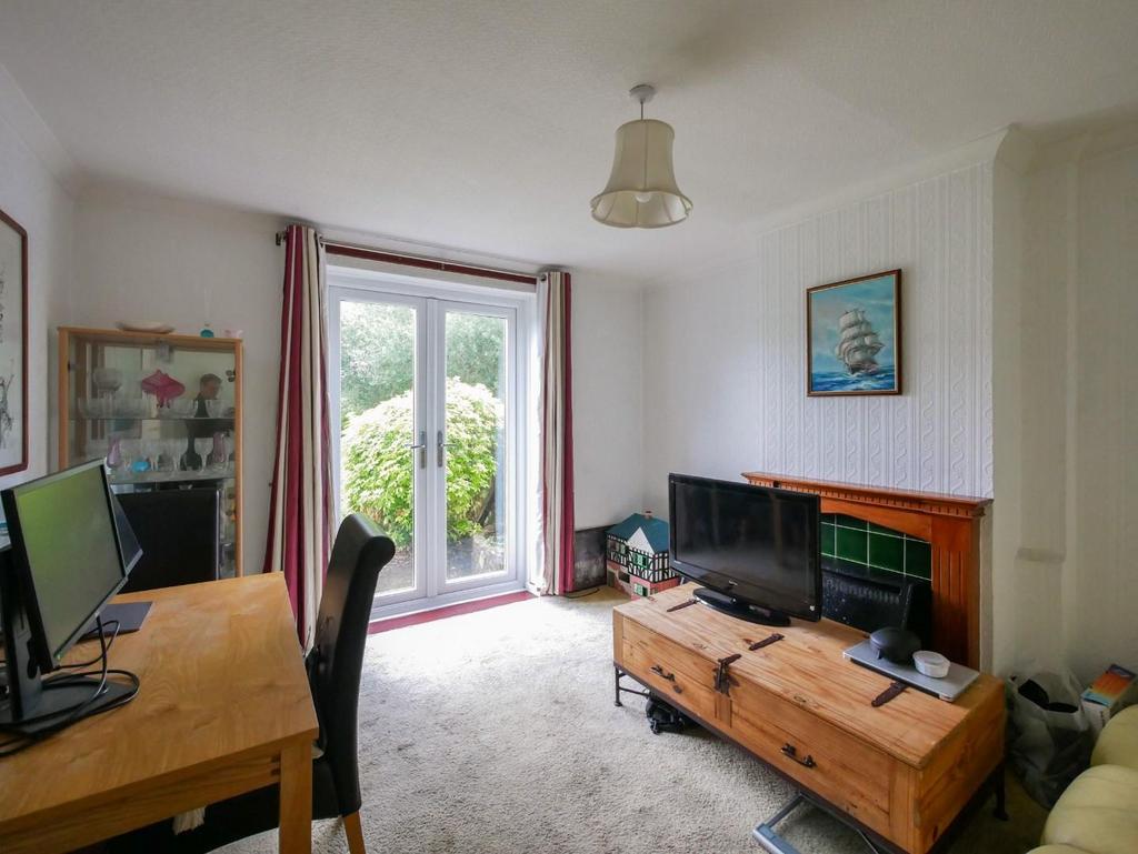Tennyson Road, Penarth 3 bed semidetached house for sale £329,950