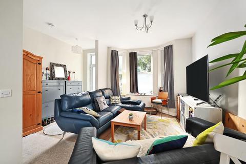 14 Upper Hamilton Road, Brighton, BN1 5DF
