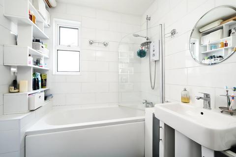 14 Upper Hamilton Road, Brighton, BN1 5DF