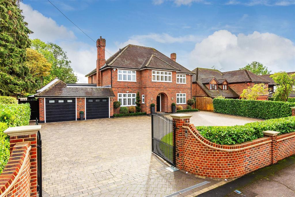 Warren Avenue, South Cheam, SM2 5 bed detached house for sale £2,150,000
