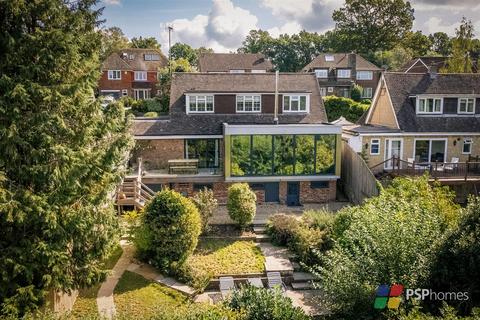 3 Bramble Mead, Balcombe, Haywards Heath, RH17 6HU