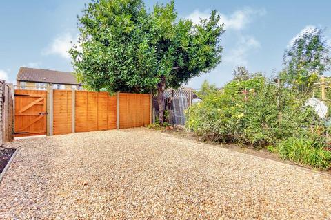 16 Cotherstone, Epsom, KT19 9EF
