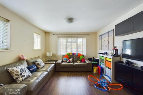 14 Elm Avenue, Heybridge, Maldon, CM9 4NT