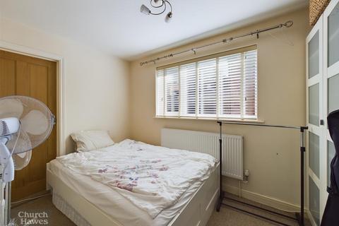 14 Elm Avenue, Heybridge, Maldon, CM9 4NT