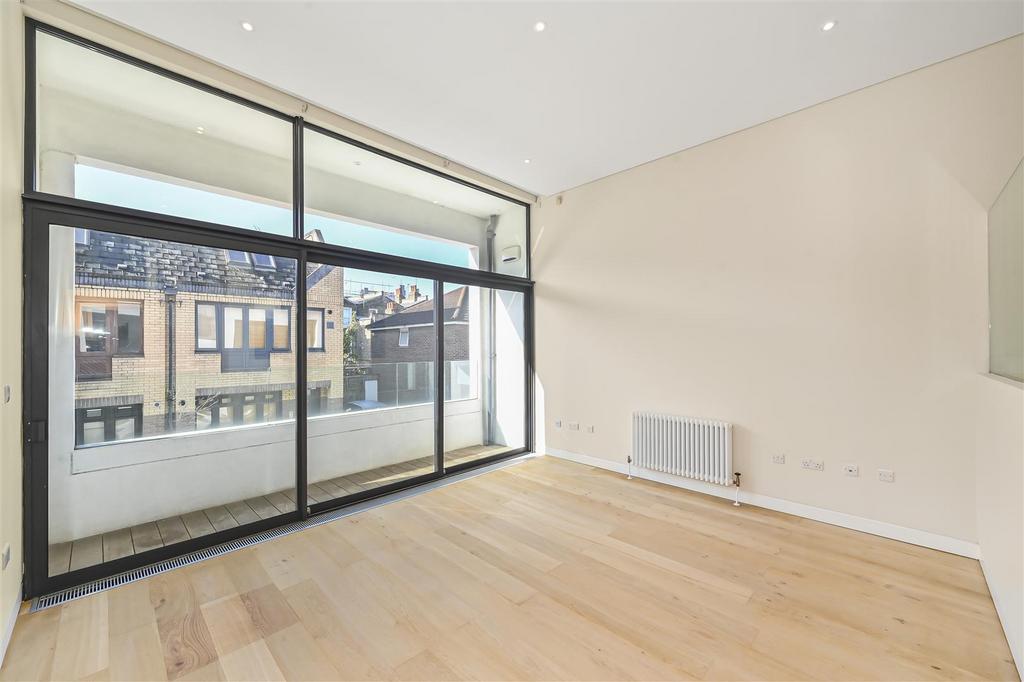 Shirland Mews, London, W9 3 bed terraced house £3,878 pcm (£895 pw)