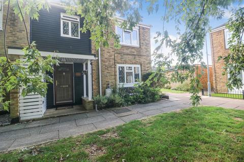 56 The Maples, Harlow, CM19 4QZ