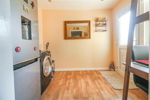 56 The Maples, Harlow, CM19 4QZ