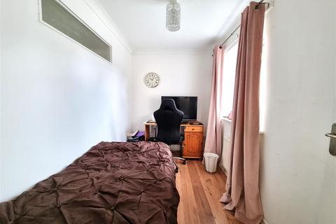 35 Chalbury Close, Poole, BH17 8BP
