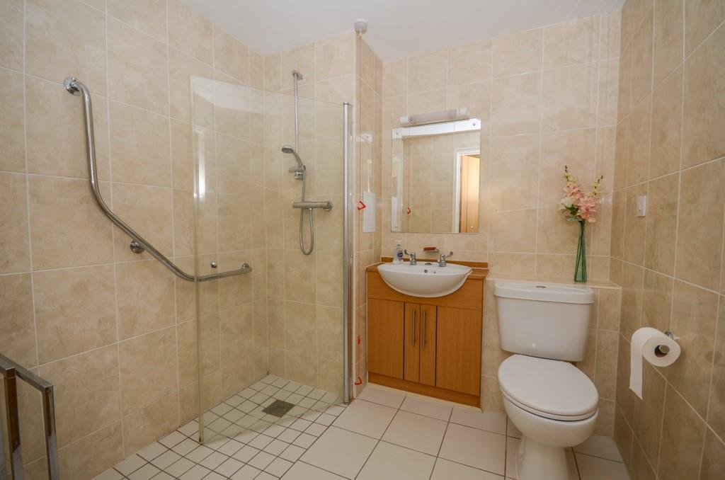 Shower room.jpg