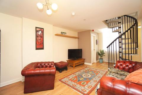 1 bedroom flat for sale, Bishops Lodge, Rockingham Lane, Sheffield, S1