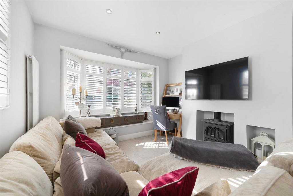 Brockenhurst Road, Ascot 3 bed end of terrace house for sale £425,000