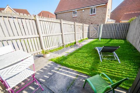 2 bedroom terraced house for sale, Oxclose Park Rise, Halfway, Sheffield, S20