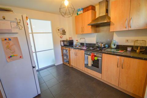 2 bedroom terraced house for sale, Oxclose Park Rise, Halfway, Sheffield, S20