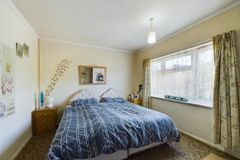2 bedroom semi-detached bungalow for sale, Warren Drive, Broadstairs, CT10