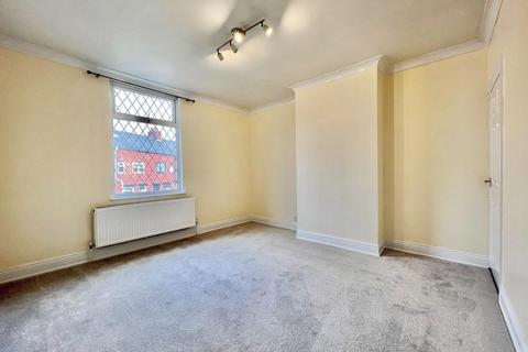 7 Grasmere Road, Barnsley, S71 1ES