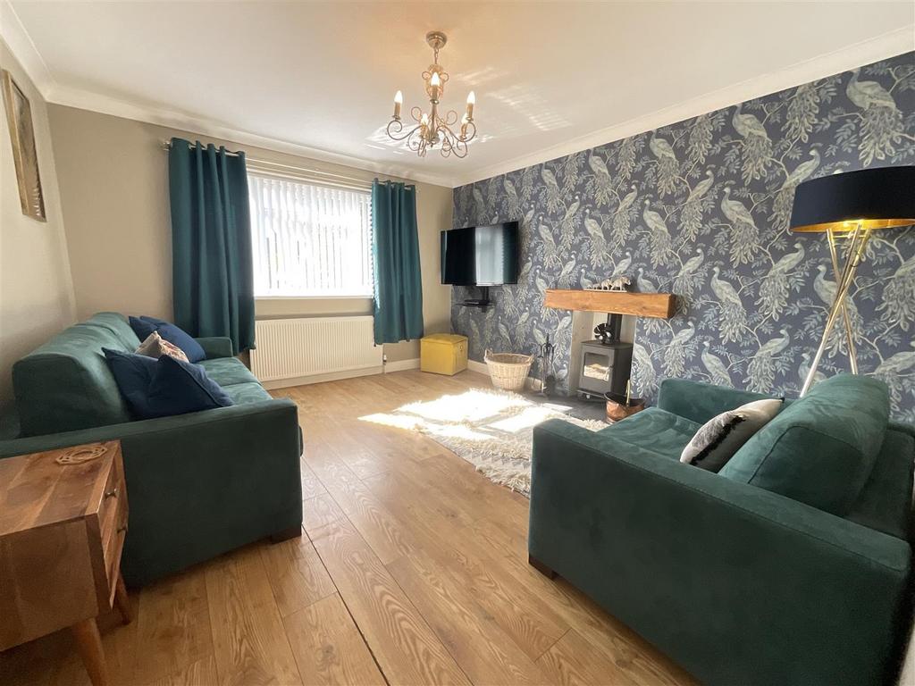 Ryefield Road, Eastfield, Scarborough 3 bed house for sale £170,000