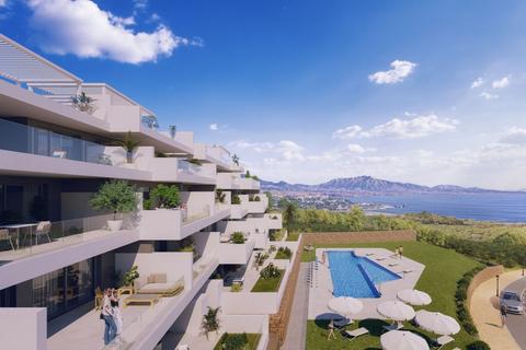 3 bedroom apartment, La Duquesa, Malaga, Spain