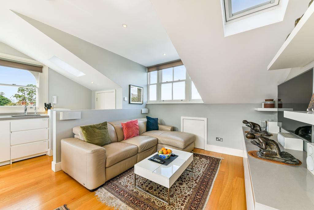 Stratford Road, W8 2 bed flat to rent £7,583 pcm (£1,750 pw)