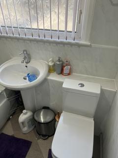 1 bedroom in a house share to rent, Cromer Road , bury , Bury  BL8