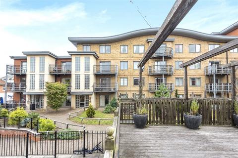 2 bedroom apartment to rent, Quadrant Court, Jubilee Square, Reading, Berkshire, RG1