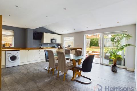 15 Berkeley Court, Sittingbourne, ME10 1UR