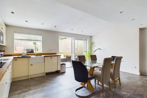 15 Berkeley Court, Sittingbourne, ME10 1UR