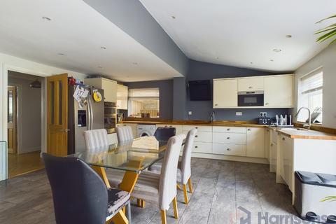 15 Berkeley Court, Sittingbourne, ME10 1UR