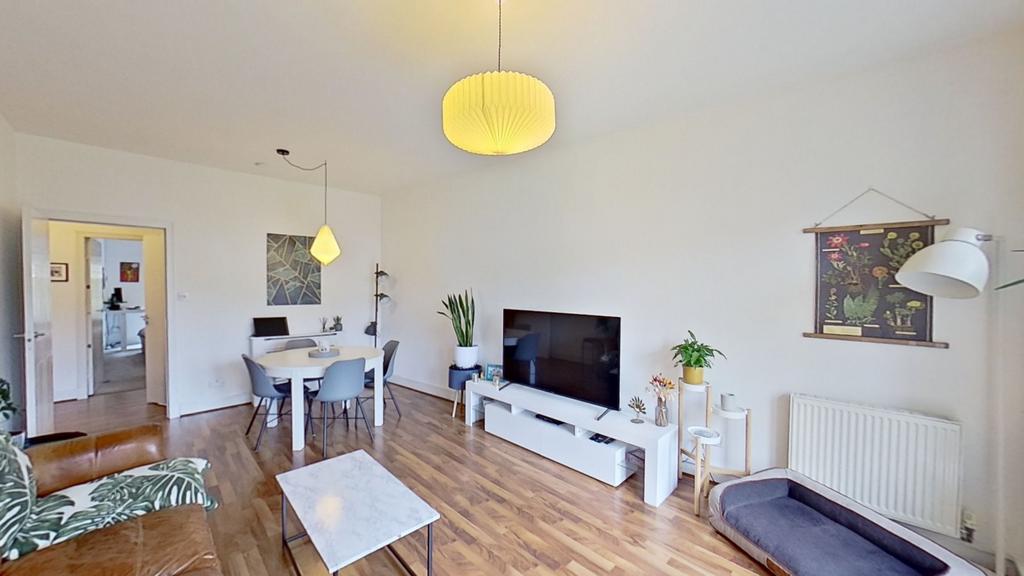 Hopetoun Crescent, Edinburgh, EH7 3 bed flat £1,975 pcm (£456 pw)