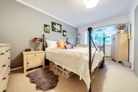 2 bedroom penthouse for sale - Thornton Close, Guildford, Surrey, GU2