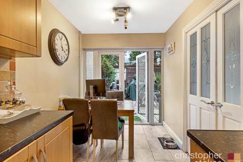 102 Wheatcroft, Cheshunt, Waltham Cross, EN7 6JT