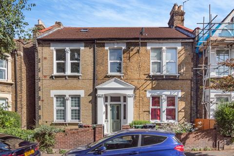 2 bedroom flat for sale, Francis Road, London, E10 6PL