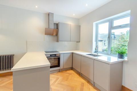 2 bedroom flat for sale, Francis Road, London, E10 6PL