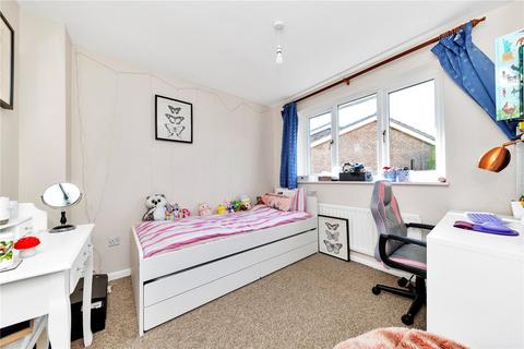 21 Butcher Close, Milton, Cambridge, CB24 6ED