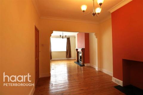 3 bedroom semi-detached house to rent, Edwalton Avenue