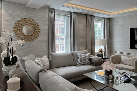 3 bedroom apartment to rent, North Audley Street, London, W1K 6