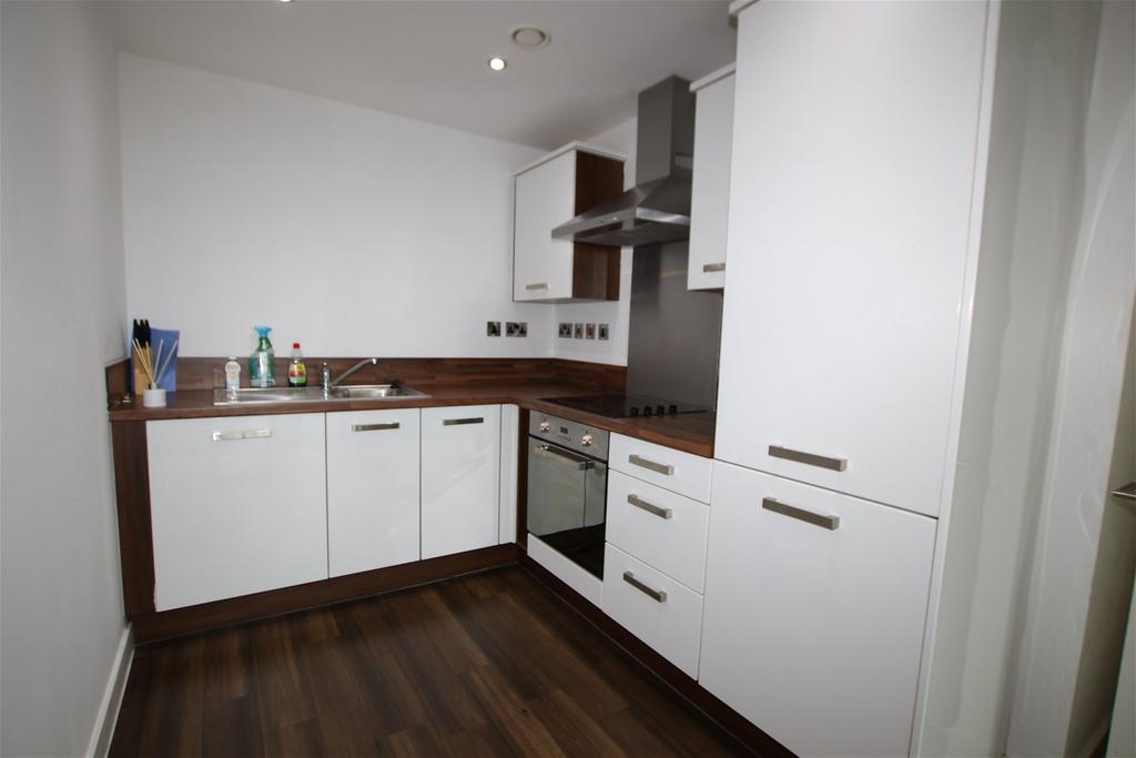 Gateway Plaza, Sackville Street, Barnsley 1 bed apartment for sale £