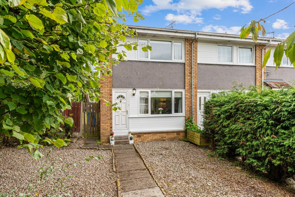 Beechwood Avenue, Clarkston, East Renfrewshire, G76 7XD 2 bed end of