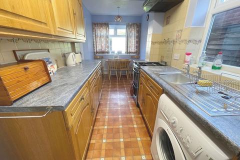 304 Towcester Road, Northampton, NN4 8LP