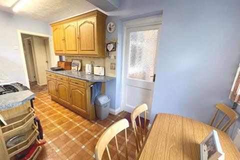 304 Towcester Road, Northampton, NN4 8LP