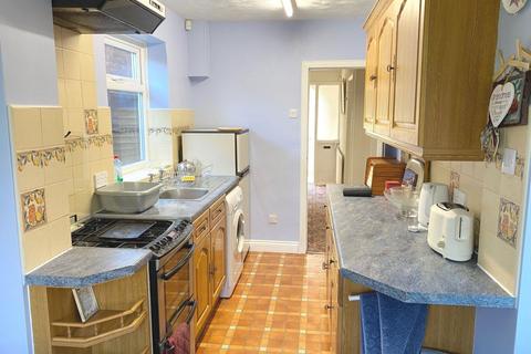 304 Towcester Road, Northampton, NN4 8LP